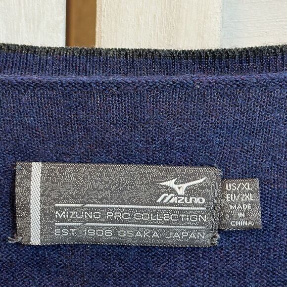 Mizuno Pro Collection Wool Sweater  Size XL Lightweight Navy ** - Picture 12 of 13